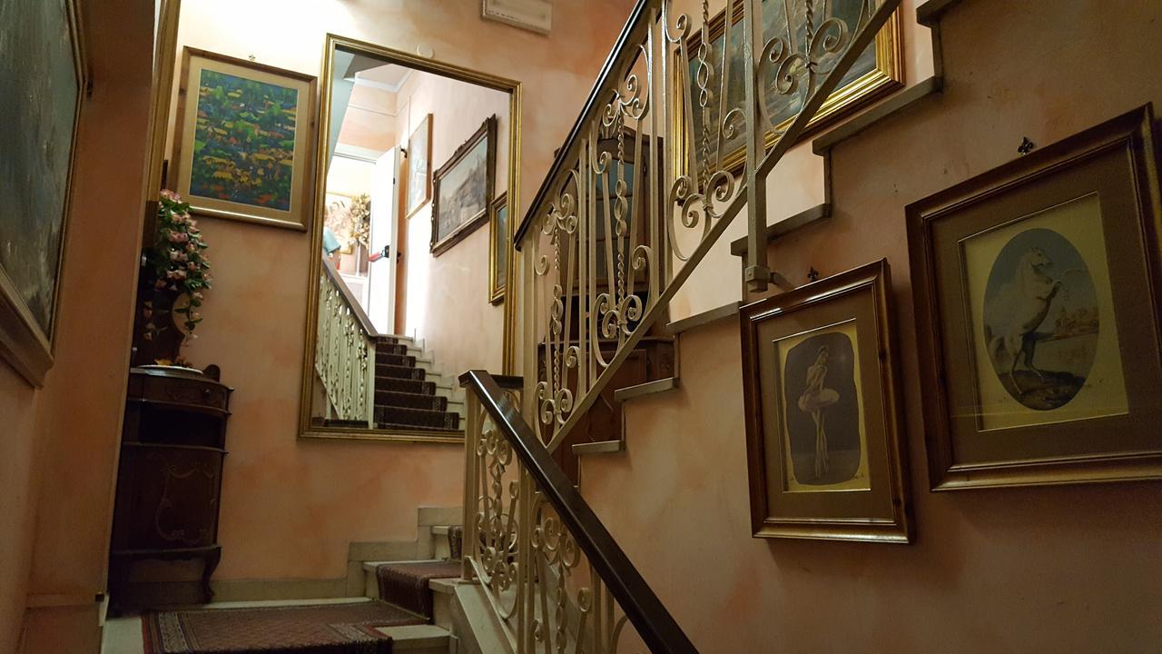 Hotel Royal Алессандрия Экстерьер фото